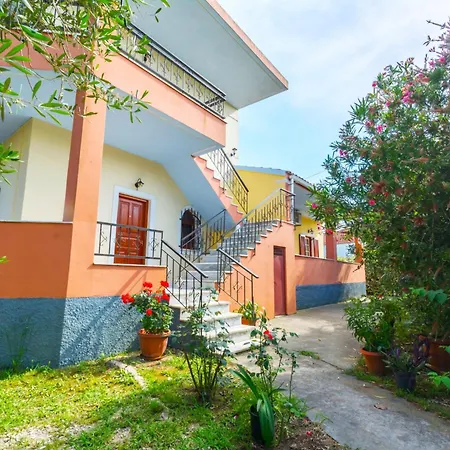 Marilou's 아파트 *